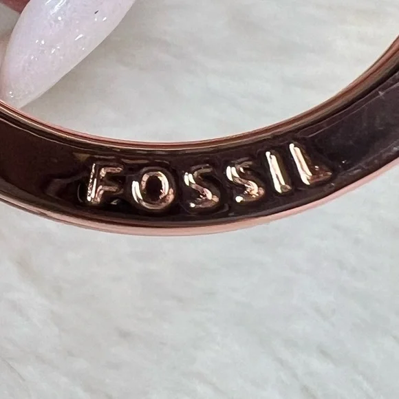 FOSSIL SOFIA ROSE-GOLD TONE SKELETON KEY FOB - Picture 6 of 8